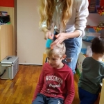 Frizerka u vrticu (5)