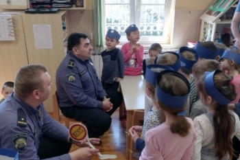 POLICAJAC U DJEČJEM VRTIĆU