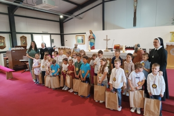 ZAHVALNA SVETA MISA ZA PREDŠKOLCE ZAHVALNA SVETA MISA ZA PREDŠKOLCE
